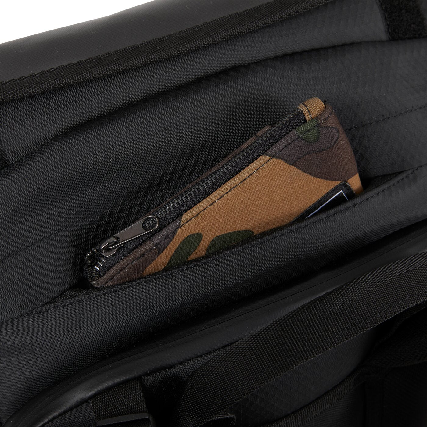 Travel Pack PROOF BLACK PROOF BLACK Bild 6