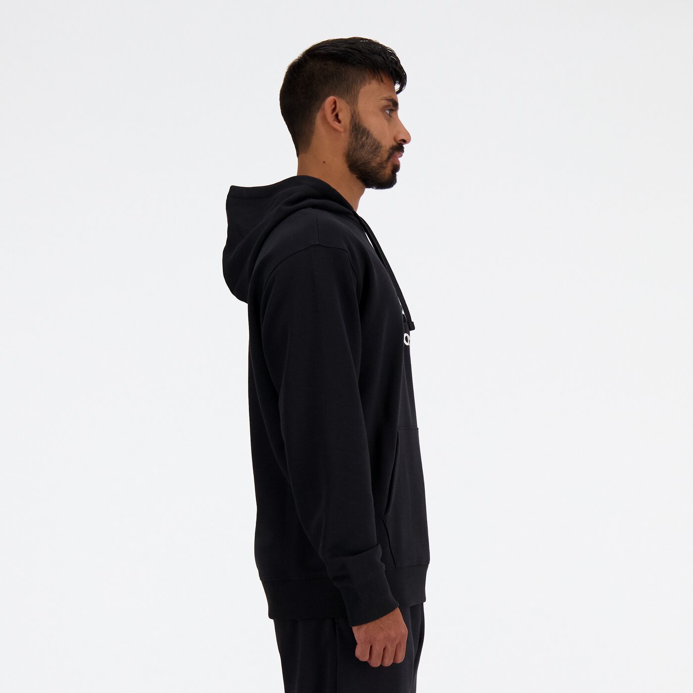 Sport Essentials French Terry Logo BK Bild 3