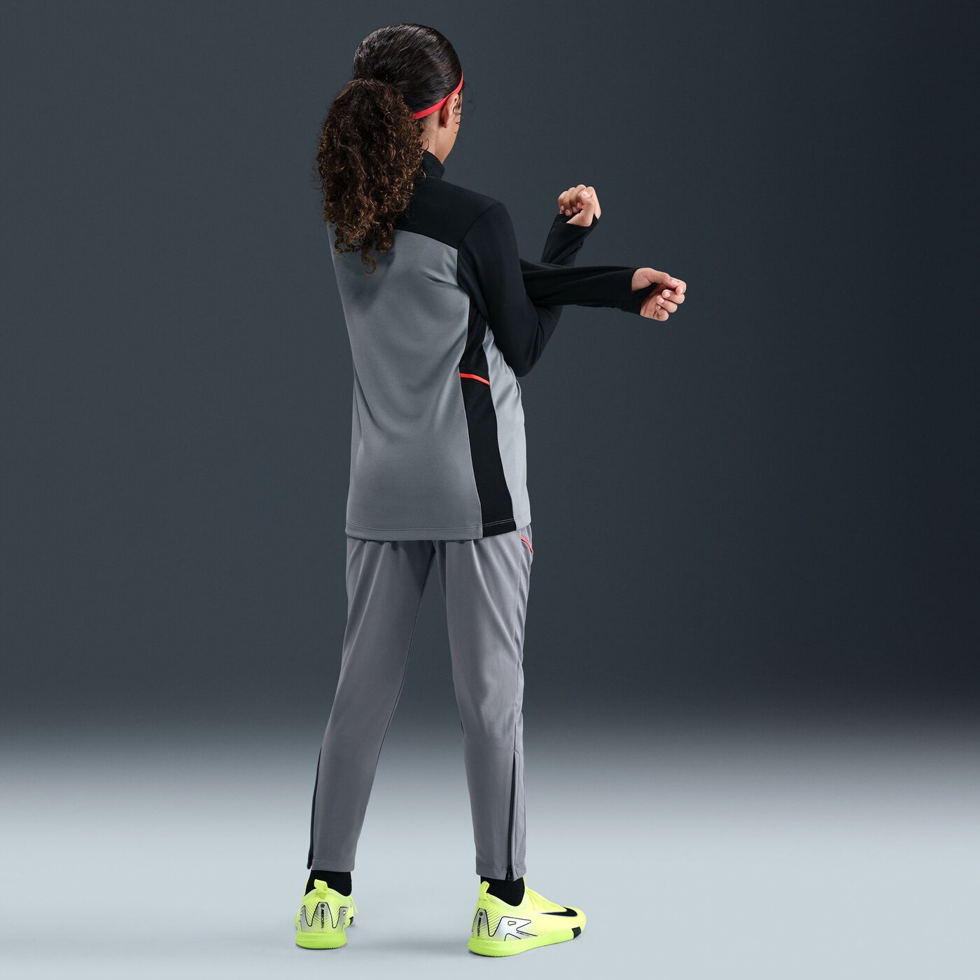 K NK DF ACD25 DRIL TOP -PD COOL GREY/BLACK/BRIGHT CRIMSON COOL GREY/BLACK/BRIGHT CRIMSON Bild 4