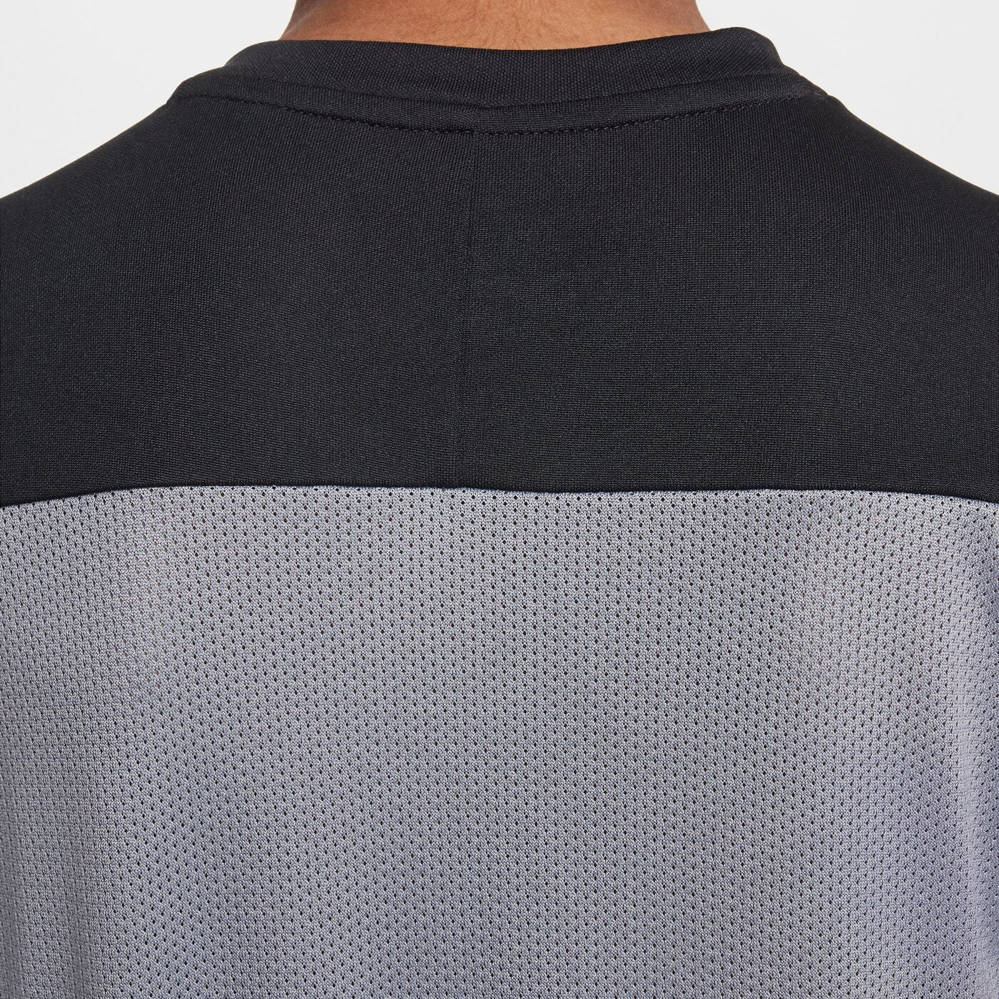 K NK DF ACD25 TOP SS -PD COOL GREY/BLACK/BRIGHT CRIMSON COOL GREY/BLACK/BRIGHT CRIMSON Bild 7