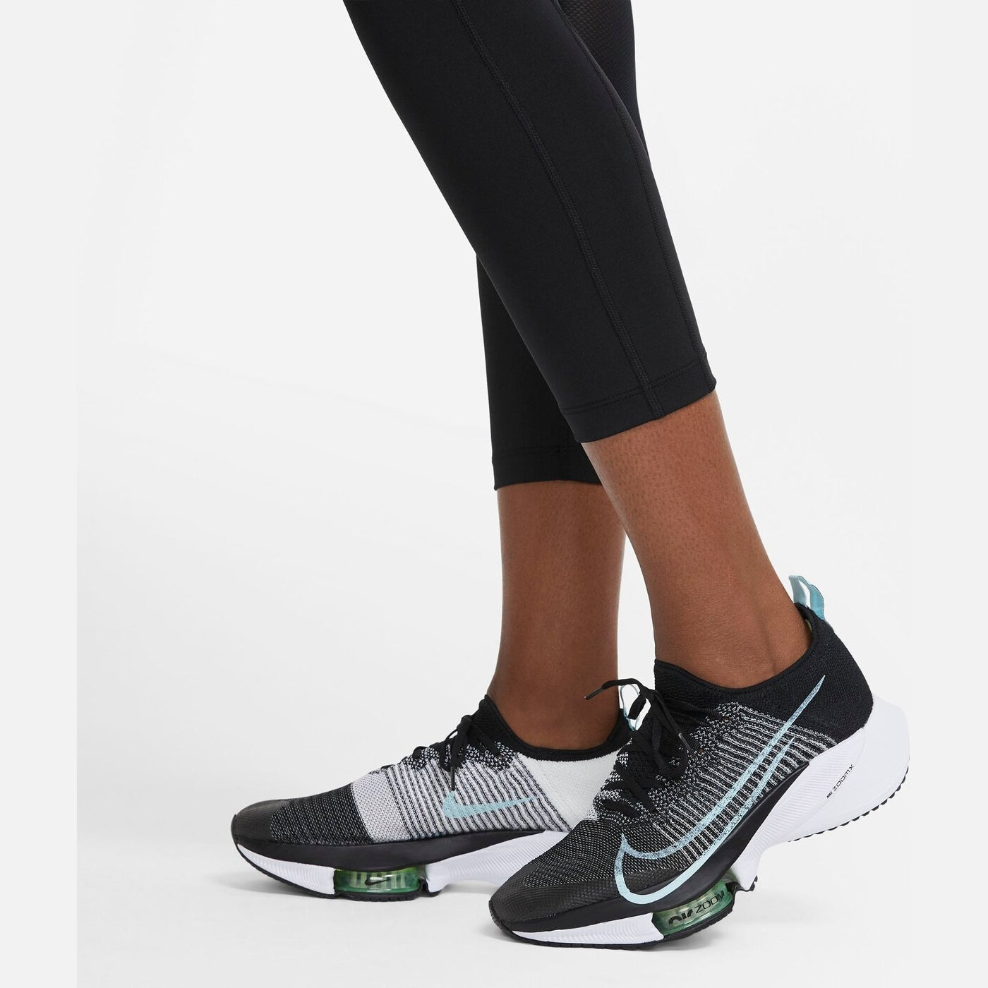 W NK EPIC FAST CROP BLACK/REFLECTIVE SILV Bild 7