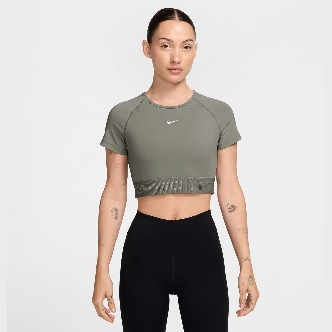 W NP DF SS CROP TOP TT GX LIGHT ARMY/CARGO KHAKI/WHITE LIGHT ARMY/CARGO KHAKI/WHITE Bild 1