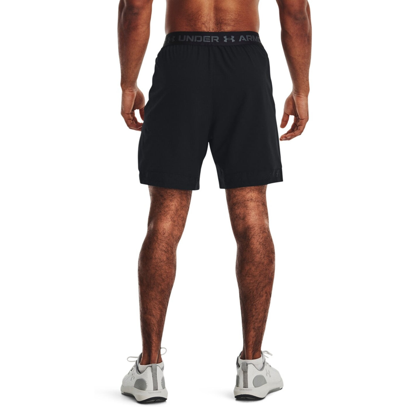 UA VANISH WOVEN 6IN SHORTS BLACK BLACK Bild 4