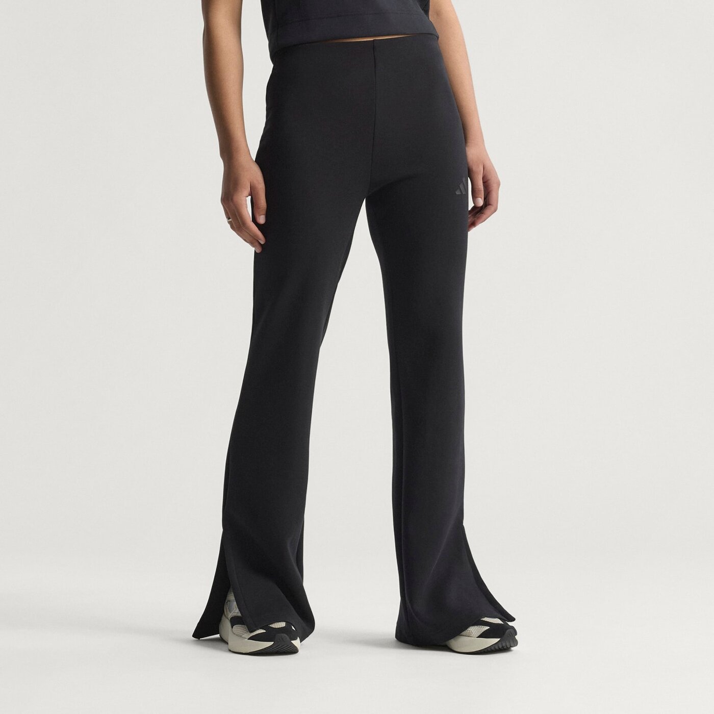 W ALL SZN SL FP BLACK BLACK Bild 2