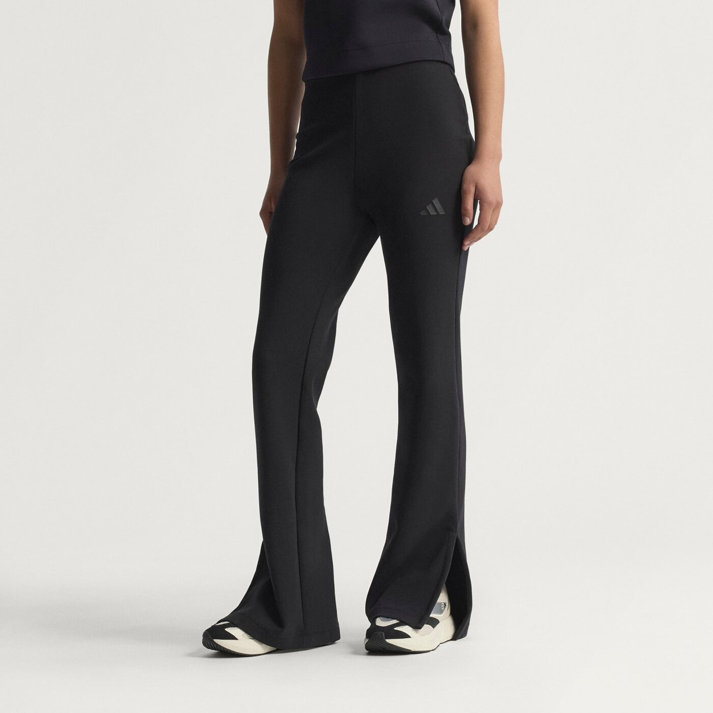 W ALL SZN SL FP BLACK BLACK Bild 4