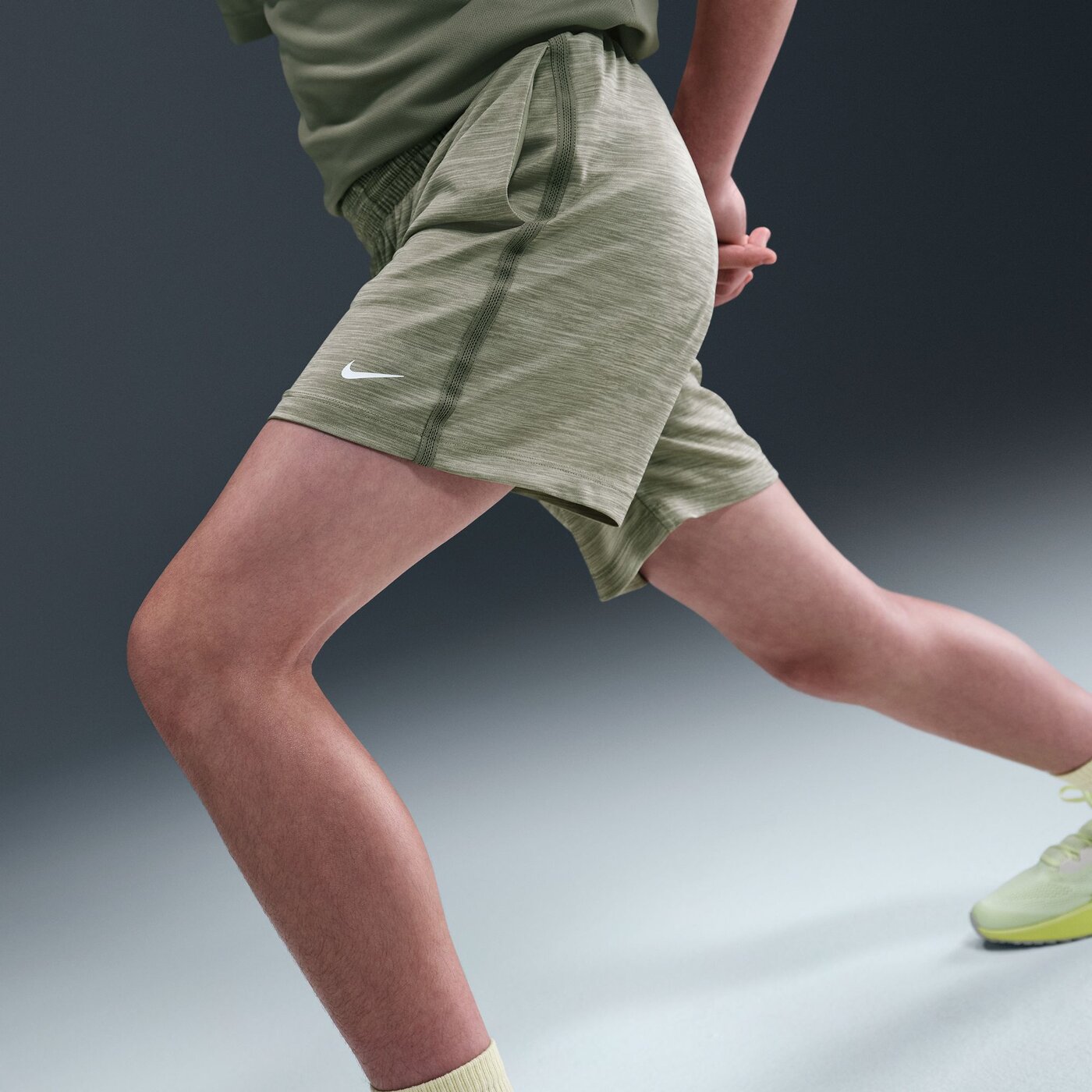 B NK DF MULTI SHORT LBR HTHR LIGHT ARMY/OLIVE AURA/WHITE LIGHT ARMY/OLIVE AURA/WHITE Bild 9