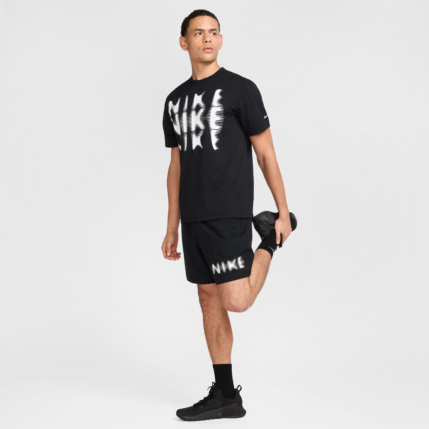 M NK DF FORM 7IN UL SHORT SWOO BLACK/WHITE BLACK/WHITE Bild 4