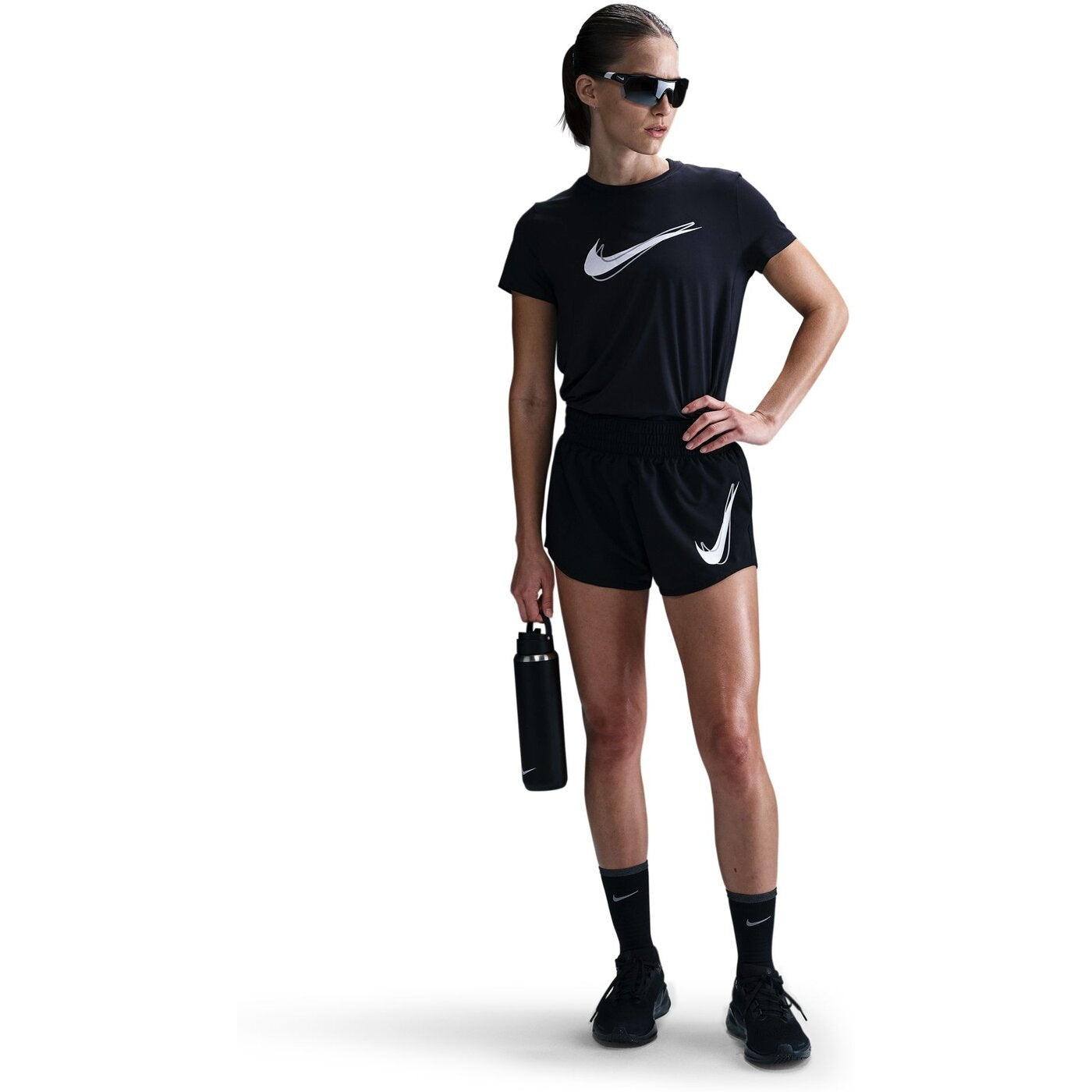 W NK ONE SWH HB DF MR BR SRT BLACK BLACK Bild 1