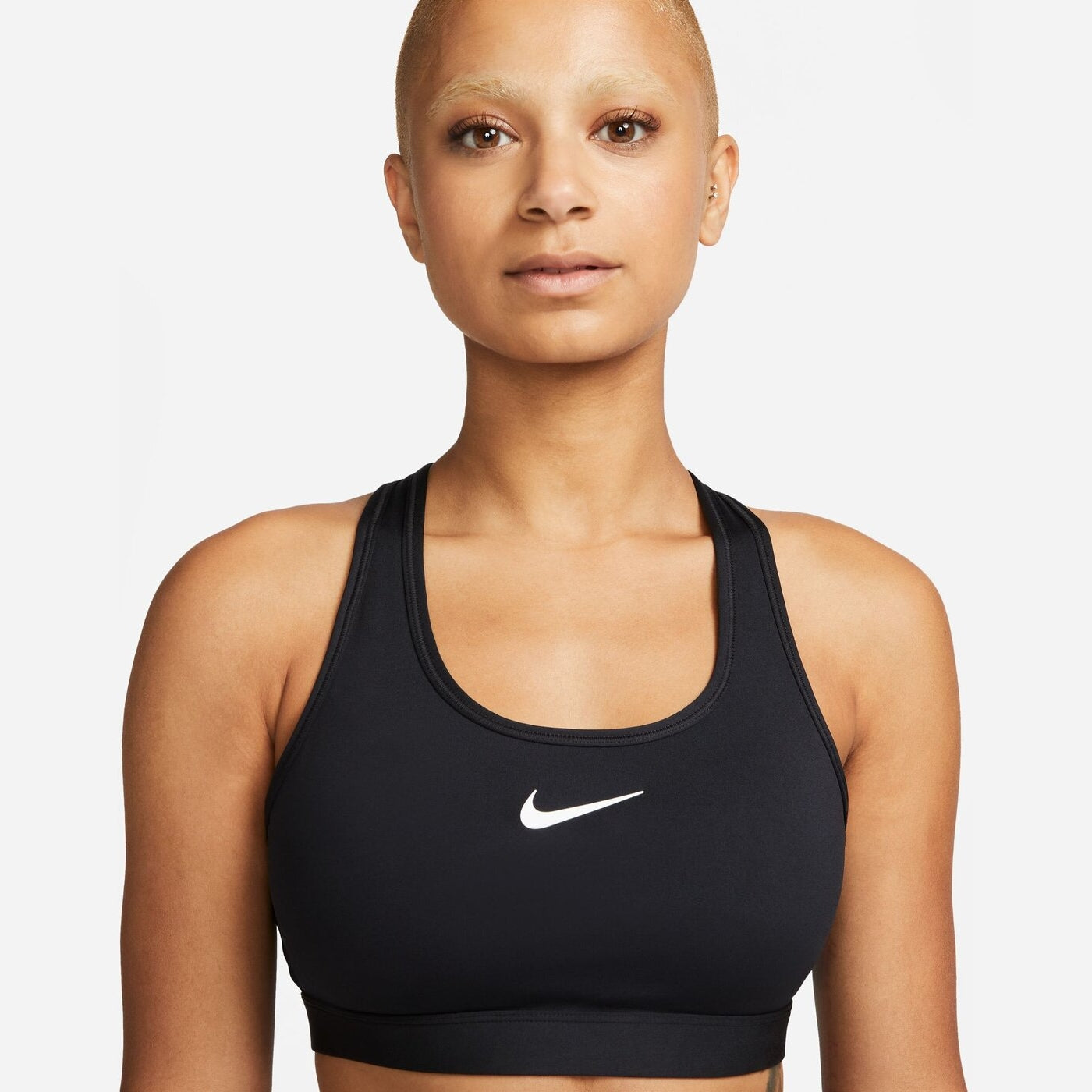 W NK SWSH MED SPT BRA BLACK/WHITE BLACK/WHITE Bild 4