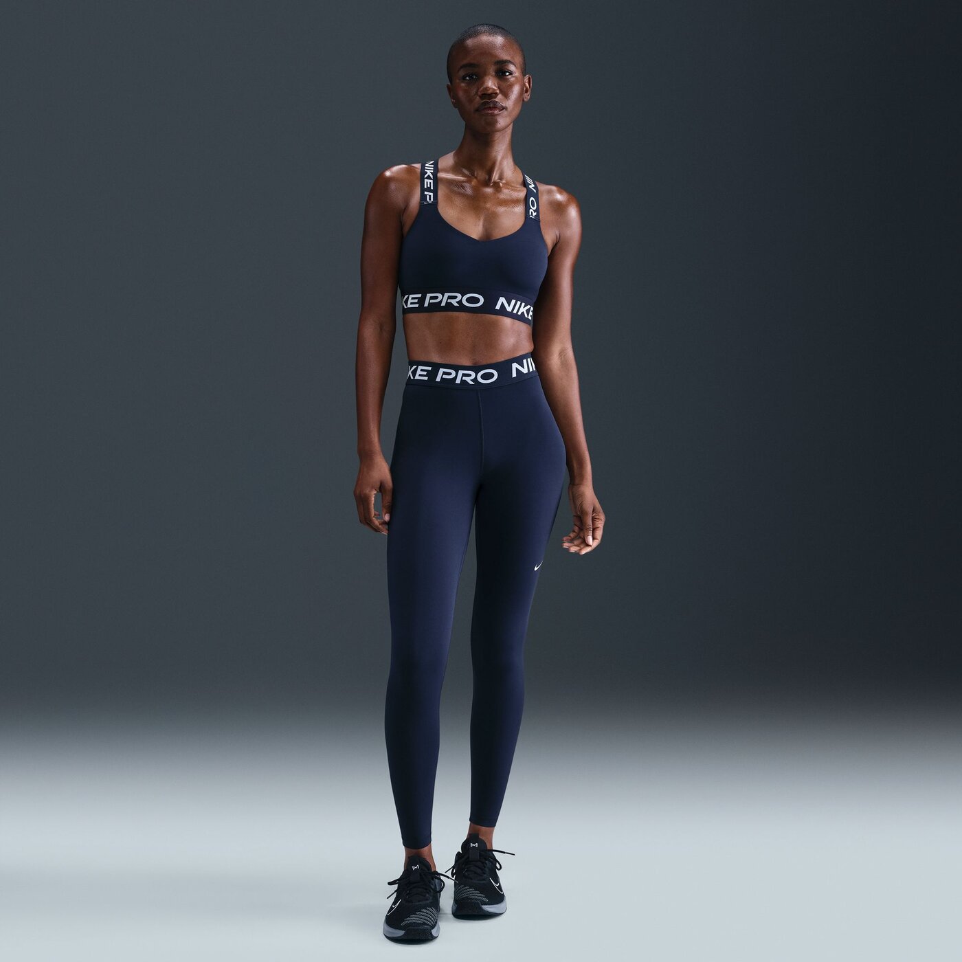 W NP BRA TT MIDNIGHT NAVY/MIDNIGHT NAVY/WH MIDNIGHT NAVY/MIDNIGHT NAVY/WH Bild 5